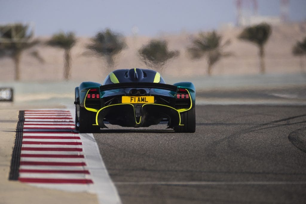 Aston Martin Valkyrie Dynamic 35